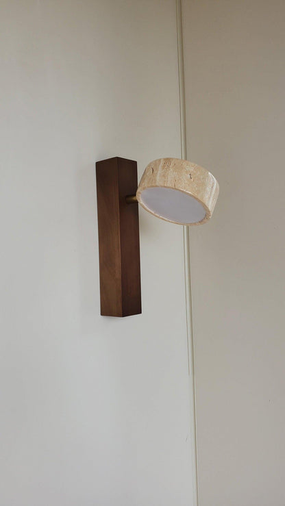 Kyoto | Aplique de Pared en Travertino y Nogal – Luz LED Cálida y Minimalista