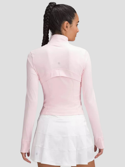 Chaqueta deportiva entallada para mujer – Efecto BBL y tejido elástico transpirable