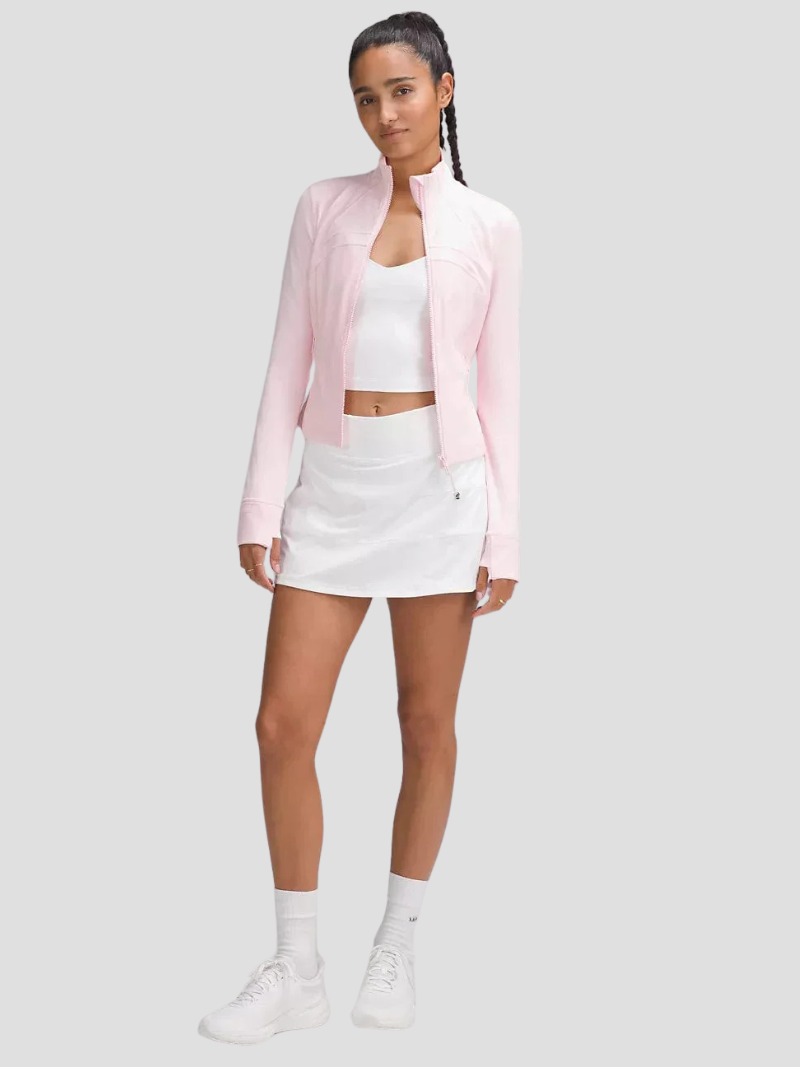 Chaqueta deportiva entallada para mujer – Efecto BBL y tejido elástico transpirable