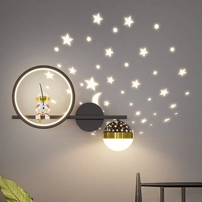 Luzita – Lámpara de pared para habitación infantil