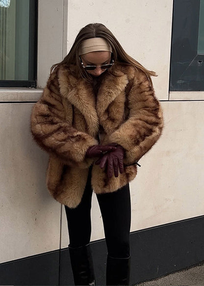 Abrigo de Pelo Sintético