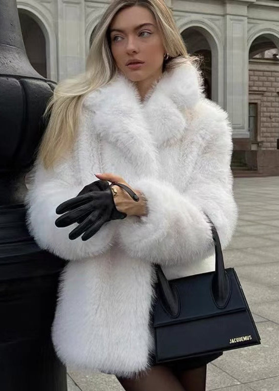 Abrigo Corto de Pelo Sintético Blanco Luxe
