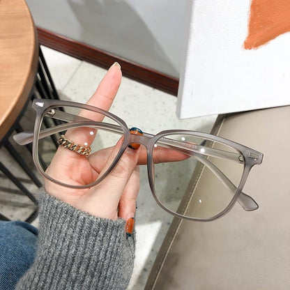 Gafas graduadas para miopía con filtro de luz azul – diseño ligero y cómodo para uso diario